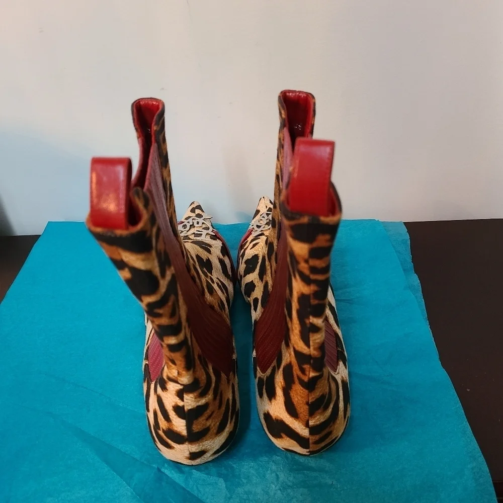 Christian Dior Leopard Peint Boots - Picture 8 of 15